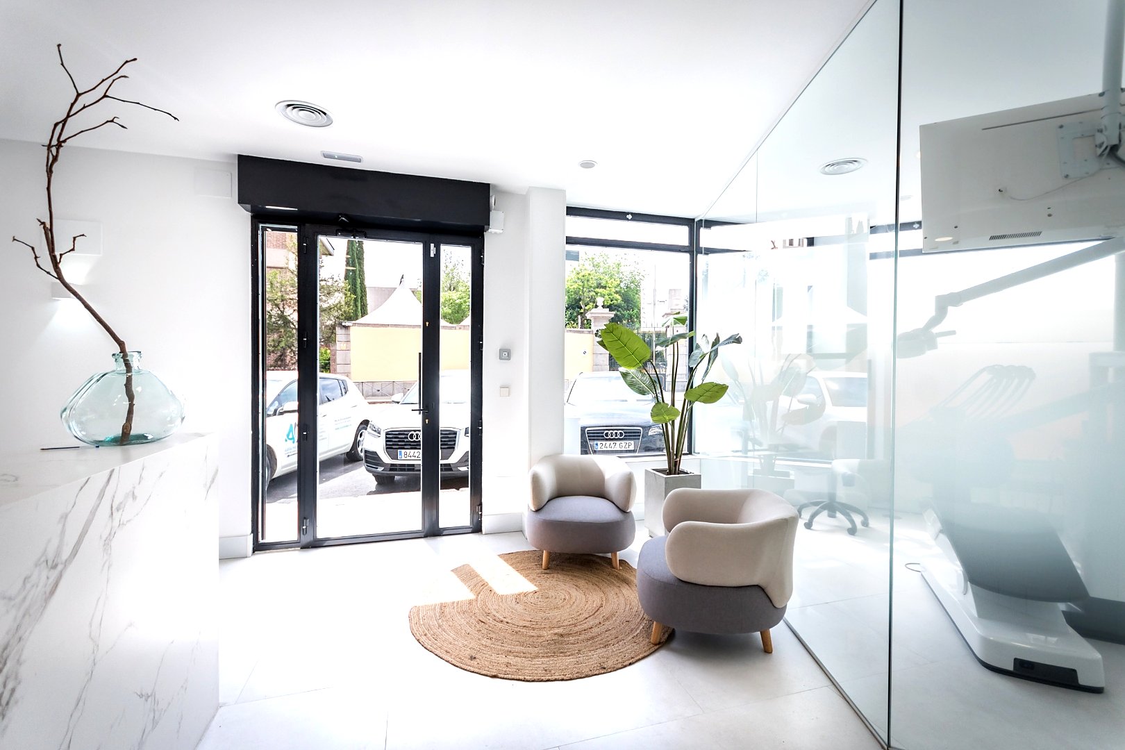 Sala de espera de la Clínica Dental Smilelife Fuenlabrada